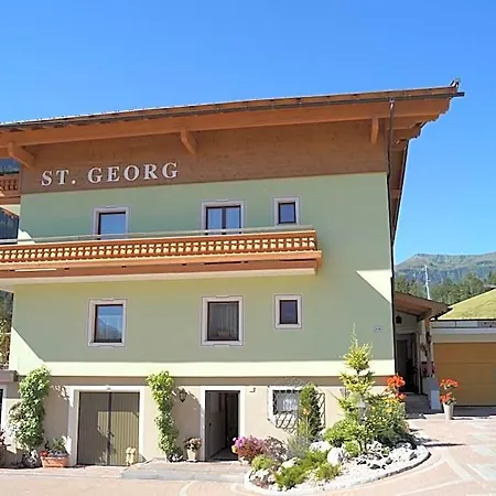 St Georg Inklusive Jokercard 住宿加早餐酒店 萨尔巴赫