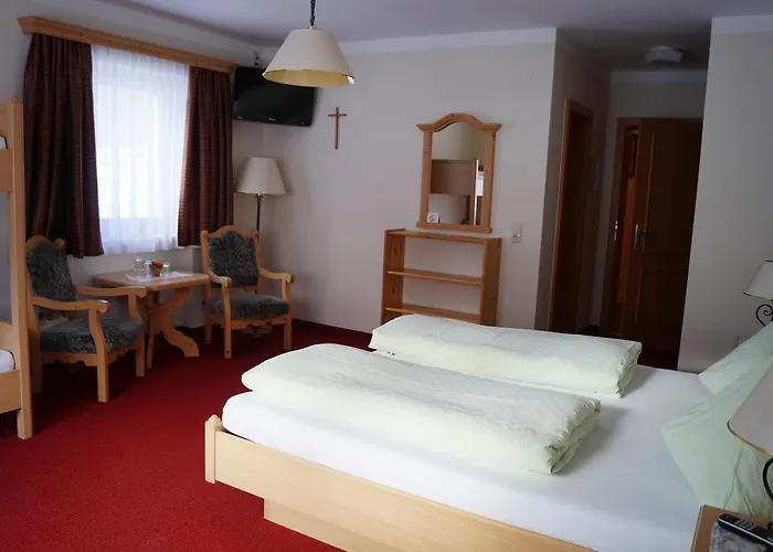 Landhaus St. Georg Bed & Breakfast 3*